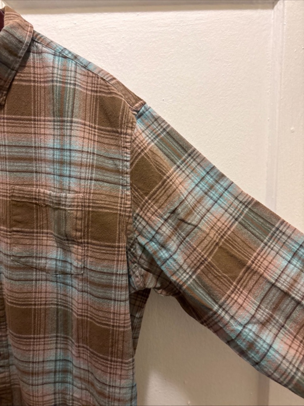 Men's Pendleton Plaid Flannel Button-Up Shirt size XL - Picture 6 of 10